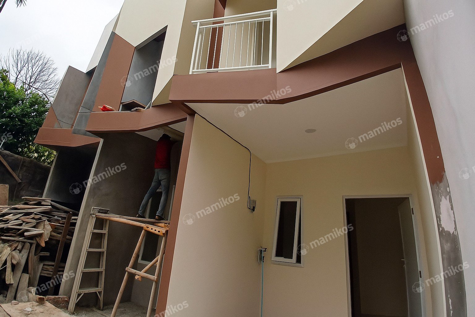 Rumah 2 Kamar Tidur 2 Kamar Mandi 2 Lantai Condet Jakarta Timur