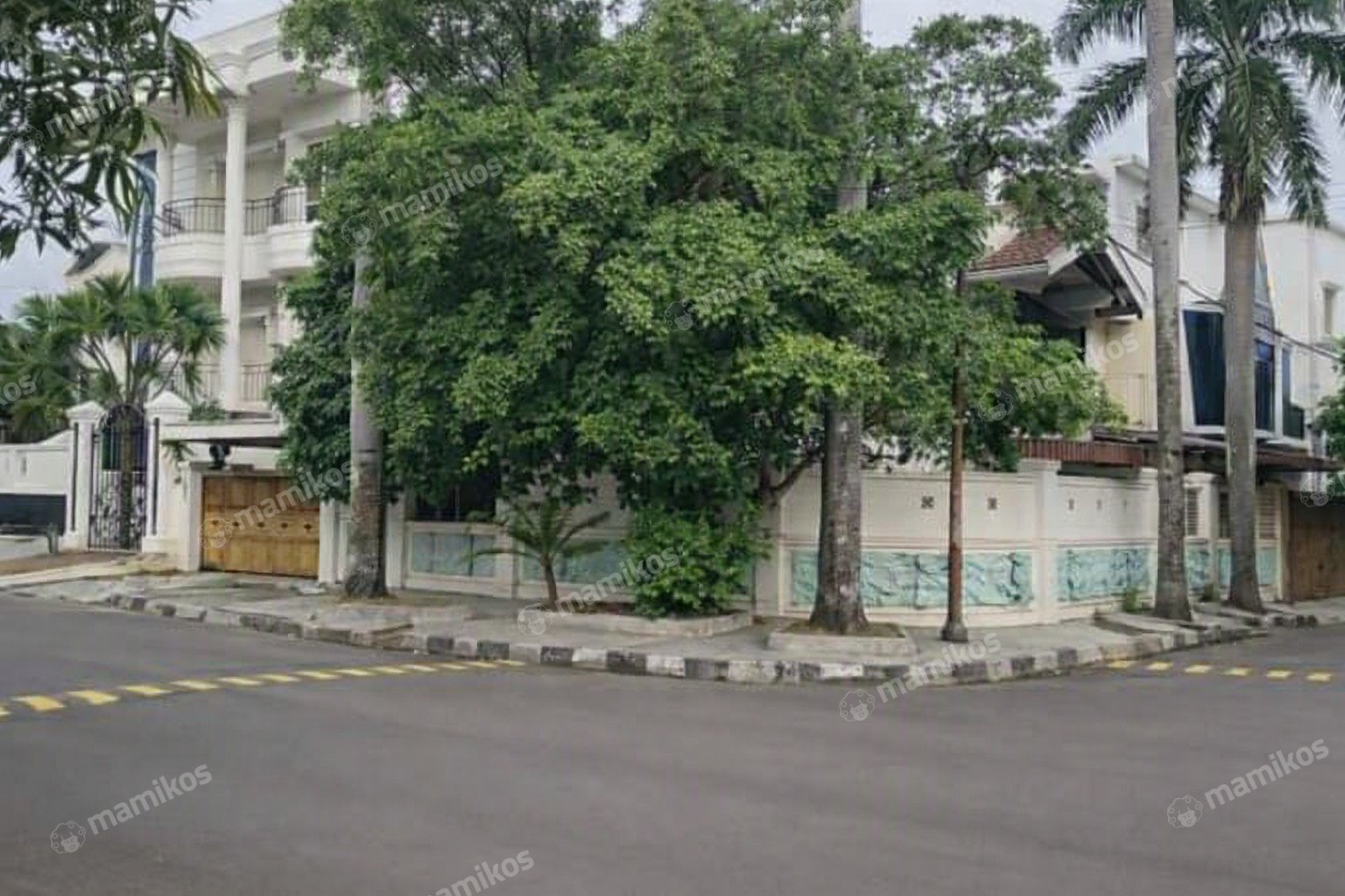 Rumah Sertifikat SHM 5 Kamar Tidur 5 Kamar Mandi Kelapa Gading Jakarta Utara - Photo 5