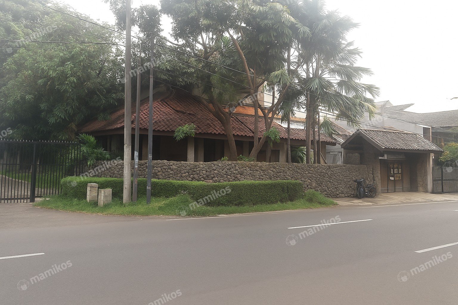 Rumah Sertifikat HGB 6 Kamar Tidur 4 Kamar Mandi Bintaro Jakarta Selatan