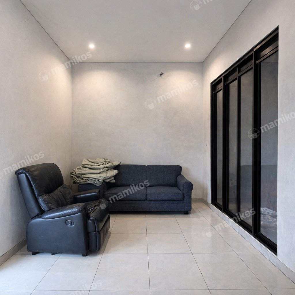 Rumah Sertifikat SHM 3 Kamar Tidur 3 Kamar Mandi Pondok Pinang Jakarta Selatan - Photo 4