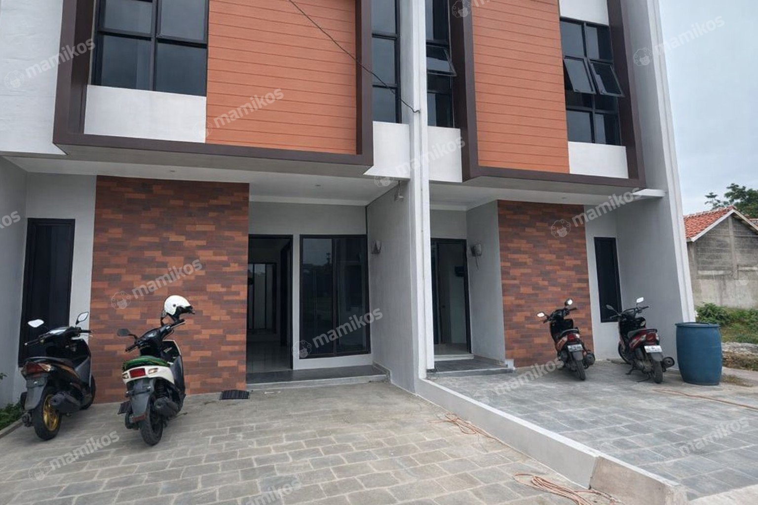 Rumah Sertifikat SHM 4 Kamar Tidur 2 Kamar Mandi Pondok Kelapa Jakarta Timur