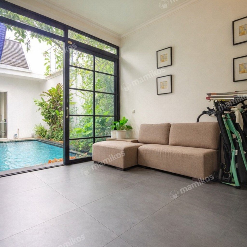 Rumah Sertifikat SHM 4 Kamar Tidur 4 Kamar Mandi Cilandak Jakarta Selatan - Photo 4