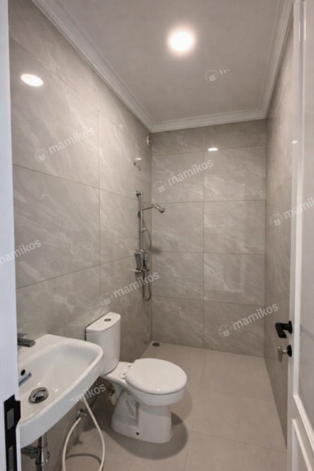 Rumah Sertifikat SHM 4 Kamar Tidur 3 Kamar Mandi Sunter Jakarta Utara - Photo 5
