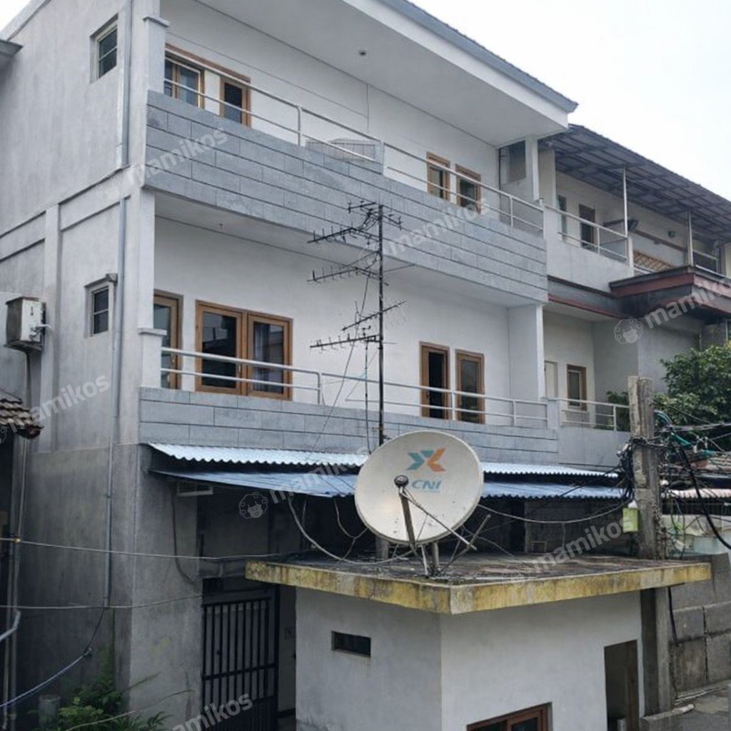 Rumah Sertifikat SHM 4 Kamar Tidur 4 Kamar Mandi Jelambar Jakarta Barat - Photo 2