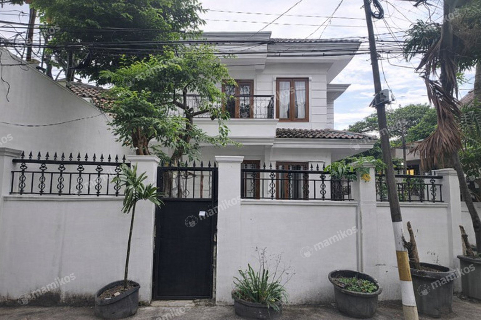 Rumah Sertifikat SHM 3 Kamar Tidur 3 Kamar Mandi Kebayoran Baru Jakarta Selatan