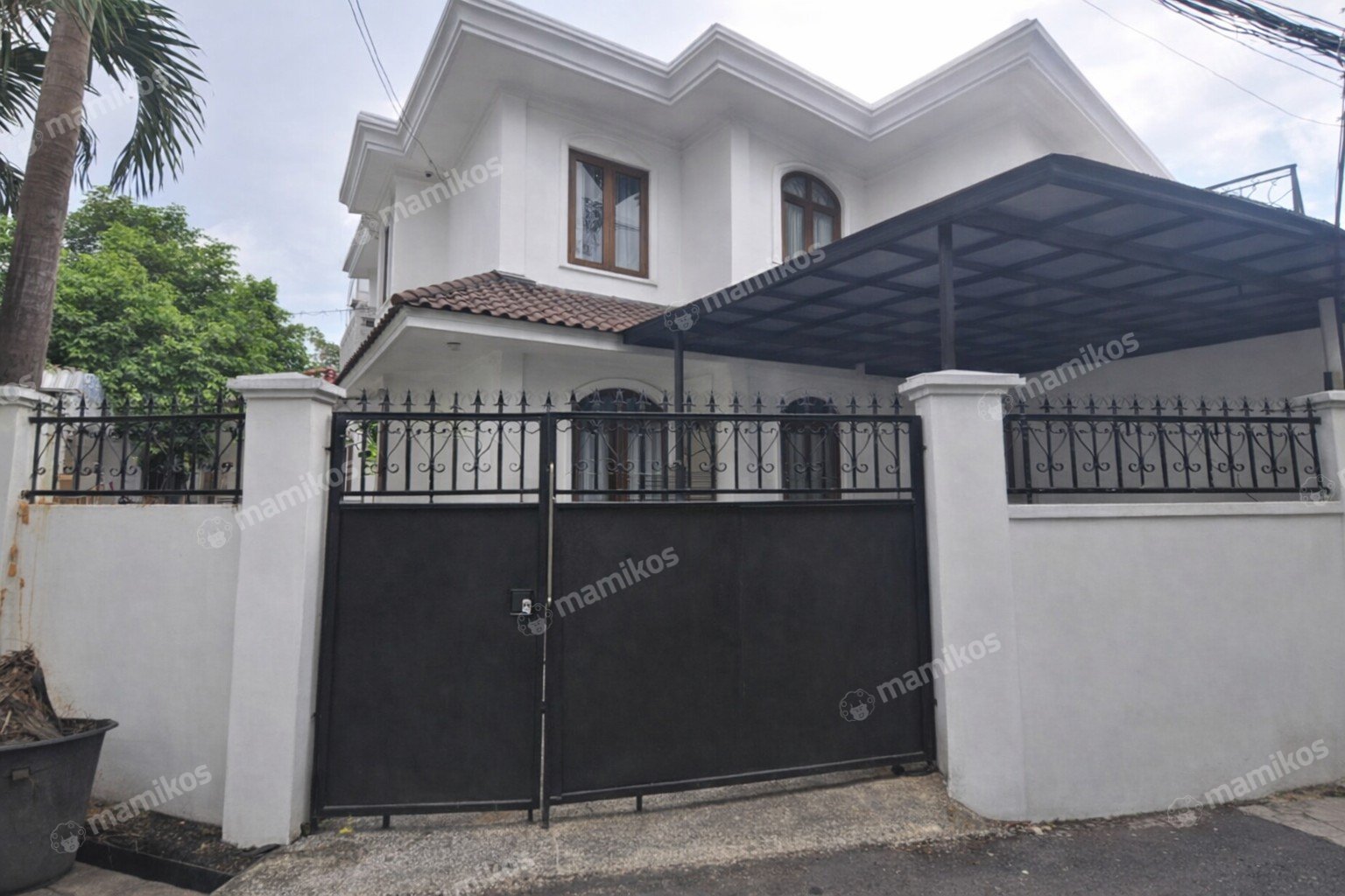 Rumah Sertifikat SHM 3 Kamar Tidur 3 Kamar Mandi Kebayoran Baru Jakarta Selatan - Photo 3