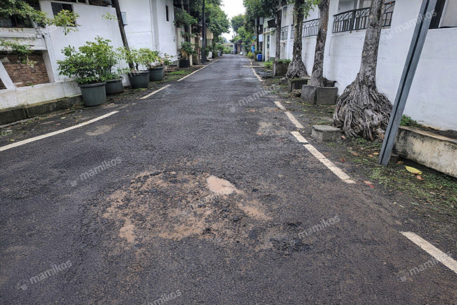 Rumah Sertifikat SHM 3 Kamar Tidur 3 Kamar Mandi Kebayoran Baru Jakarta Selatan - Photo 4