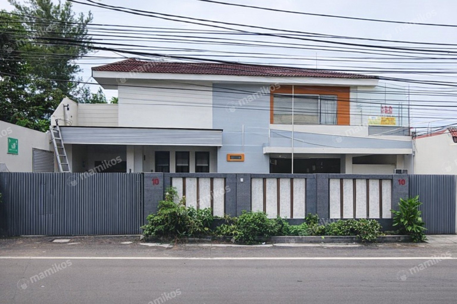 Rumah Sertifikat SHM 5 Kamar Tidur 4 Kamar Mandi Duren Tiga Jakarta Selatan