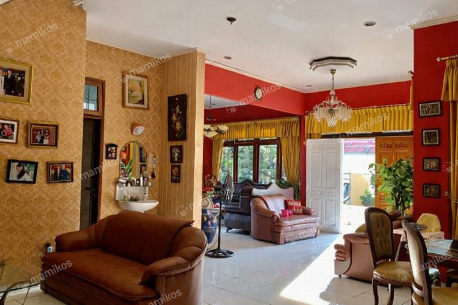 Rumah Sertifikat SHM 5 Kamar Tidur 4 Kamar Mandi Kelapa Gading Jakarta Utara