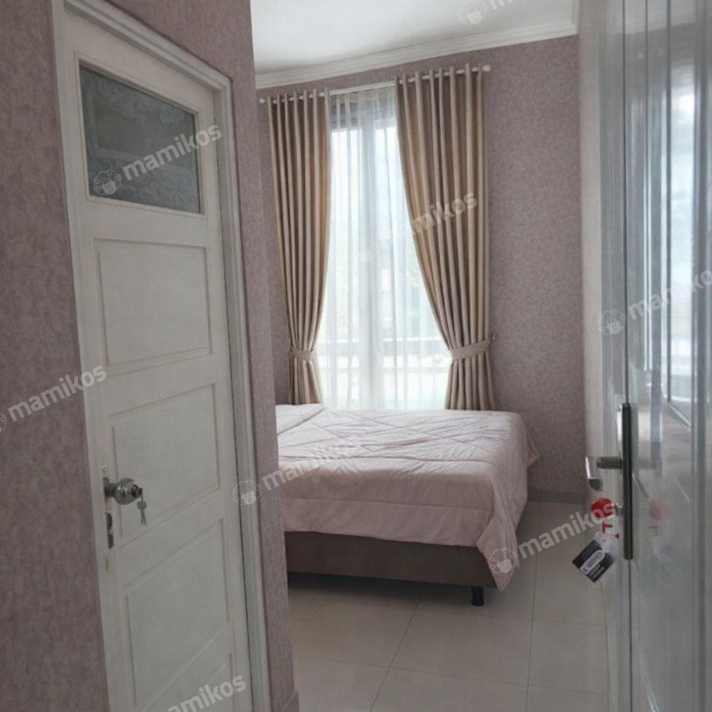 Rumah Sertifikat SHM 3 Kamar Tidur 3 Kamar Mandi Manggarai Jakarta Selatan - Photo 2