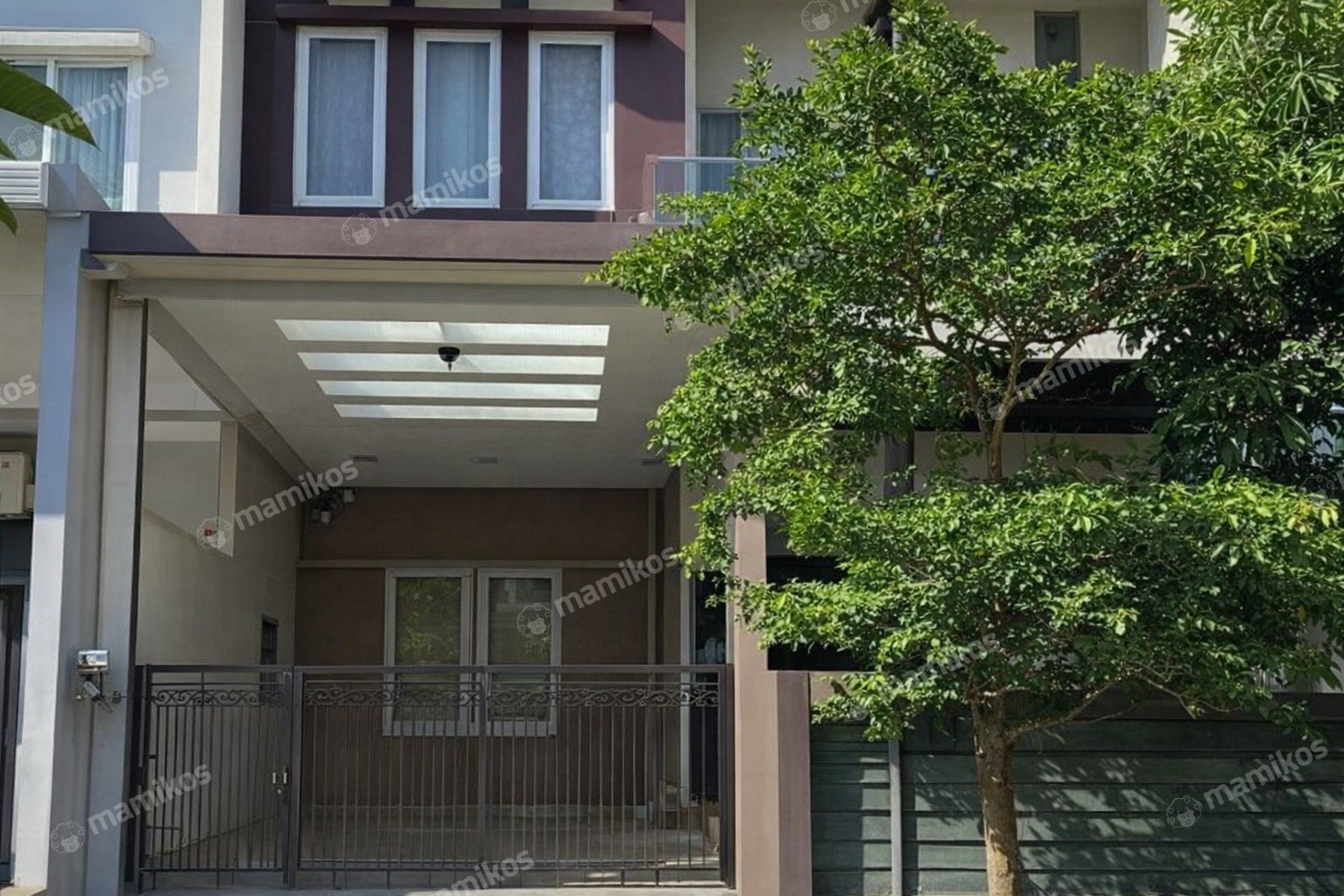 Rumah Sertifikat SHM 4 Kamar Tidur 3 Kamar Mandi Pantai Indah Kapuk Jakarta Utara