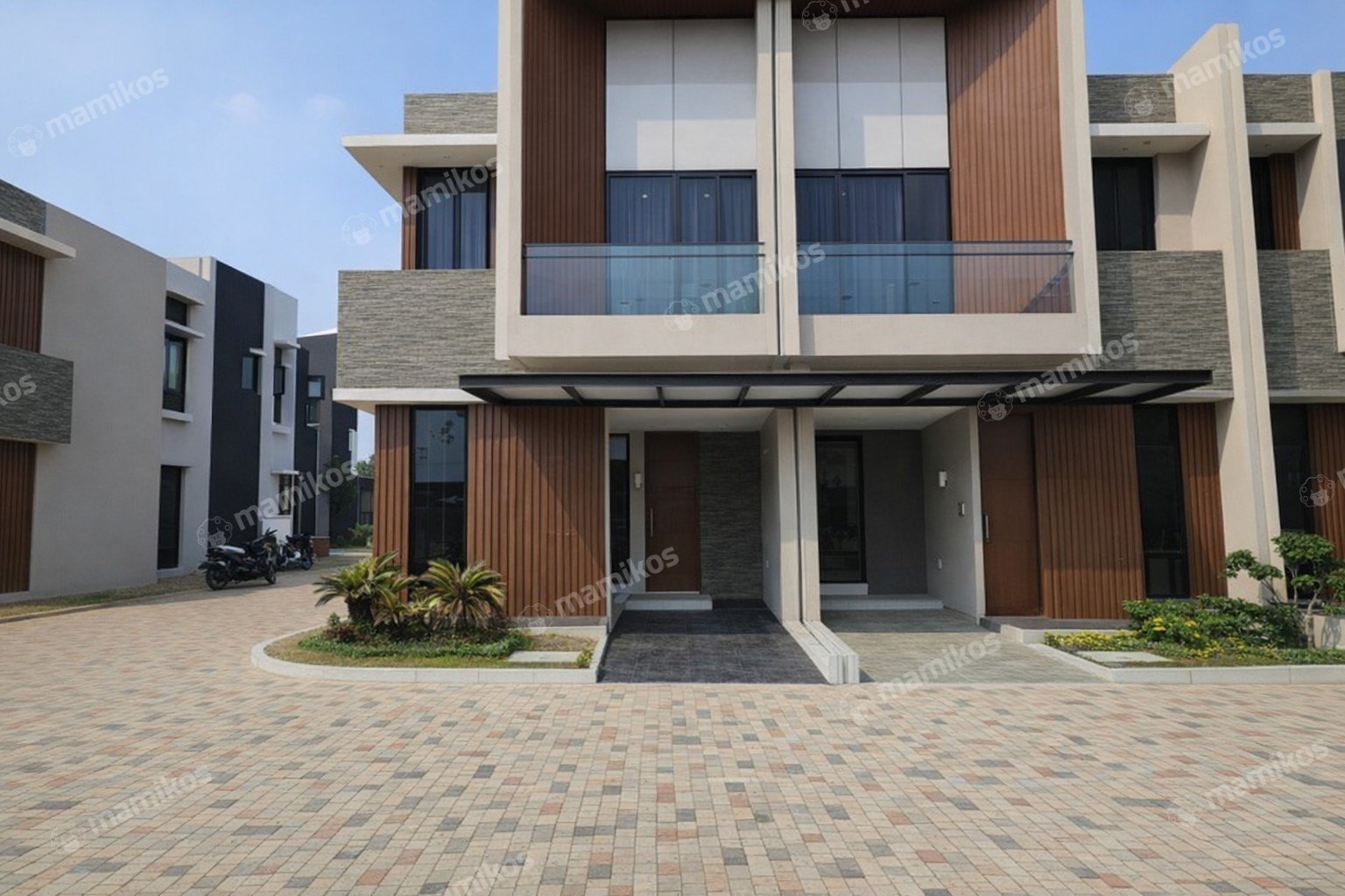 Rumah 3 Kamar Tidur 3 Kamar Mandi 2 Lantai Kembangan Jakarta Barat