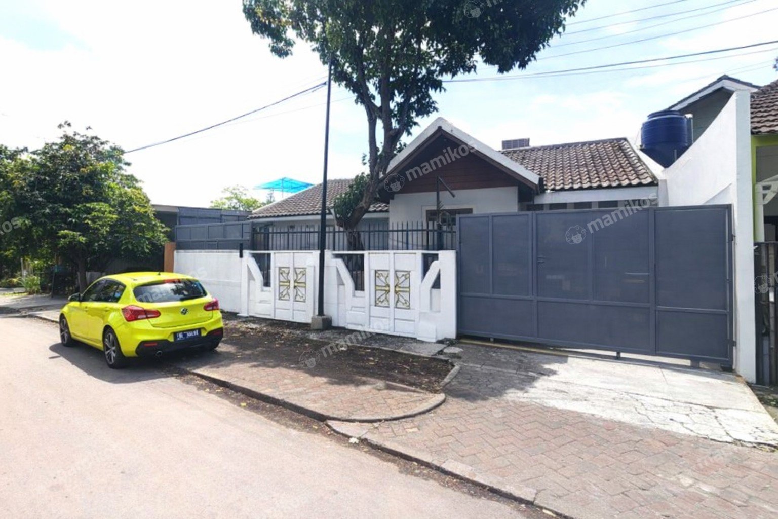 Rumah Sertifikat SHM 5 Kamar Tidur 4 Kamar Mandi Taman Palem Jakarta Barat