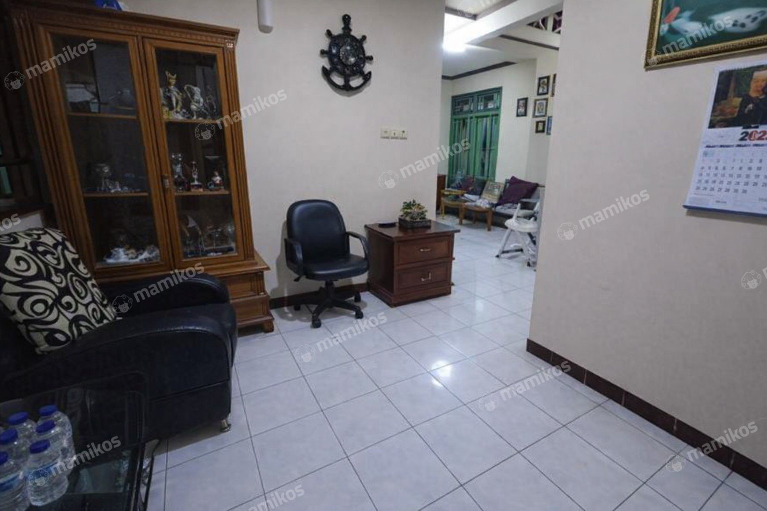 Rumah Sertifikat SHM 6 Kamar Tidur 4 Kamar Mandi Kebon Jeruk Jakarta Barat