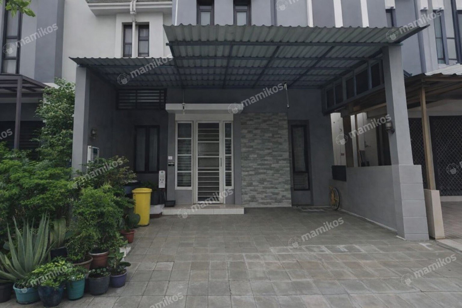 Rumah Sertifikat SHM 3 Kamar Tidur 3 Kamar Mandi Daan Mogot Jakarta Barat