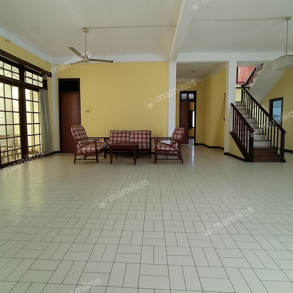 Rumah Sertifikat SHM 5 Kamar Tidur 3 Kamar Mandi Cipete Jakarta Selatan - Photo 4