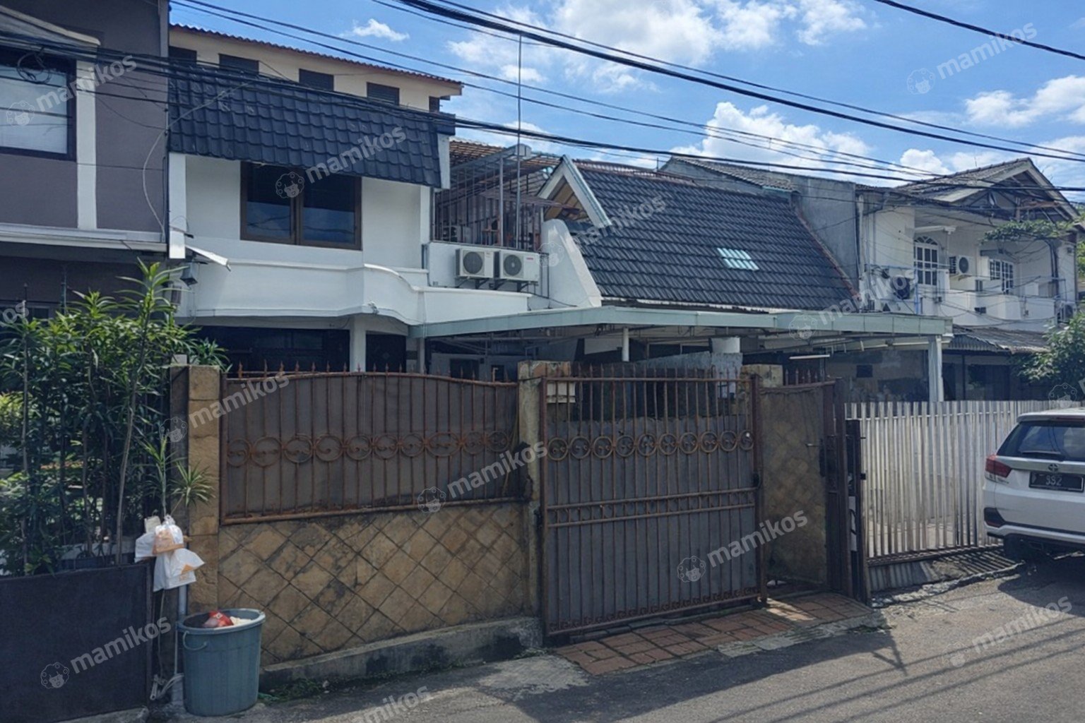 Rumah 5KT 2KM Kebon Jeruk Jakarta Barat