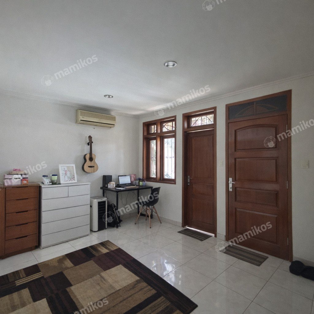 Rumah Sertifikat SHM 5 Kamar Tidur 2 Kamar Mandi Kebon Jeruk Jakarta Barat - Photo 3