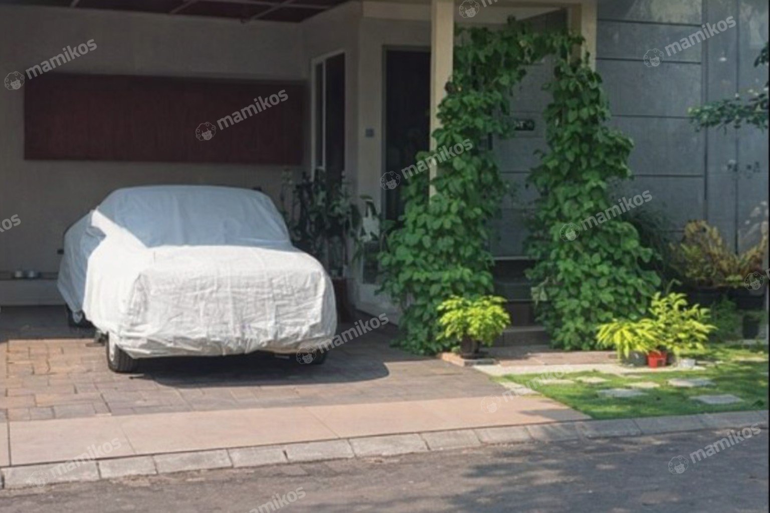 Rumah 4 Kamar Tidur 3 Kamar Mandi 2 Lantai Lebak Bulus Jakarta Selatan