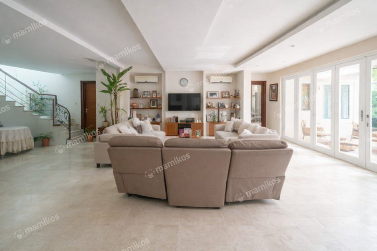 Rumah Sertifikat SHM 5 Kamar Tidur 5 Kamar Mandi Pondok Indah Jakarta Selatan - Photo 2