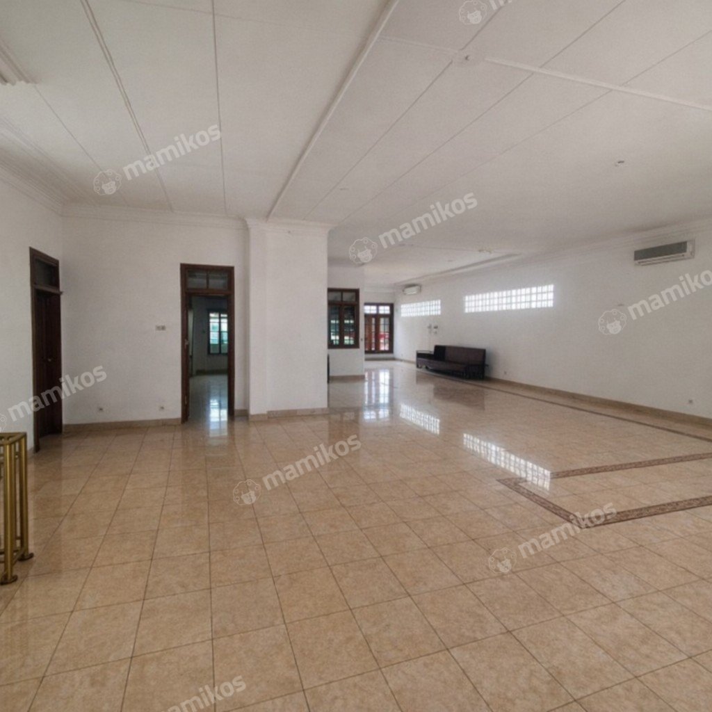 Rumah Sertifikat SHM 7 Kamar Tidur 8 Kamar Mandi Cilandak Jakarta Selatan - Photo 3