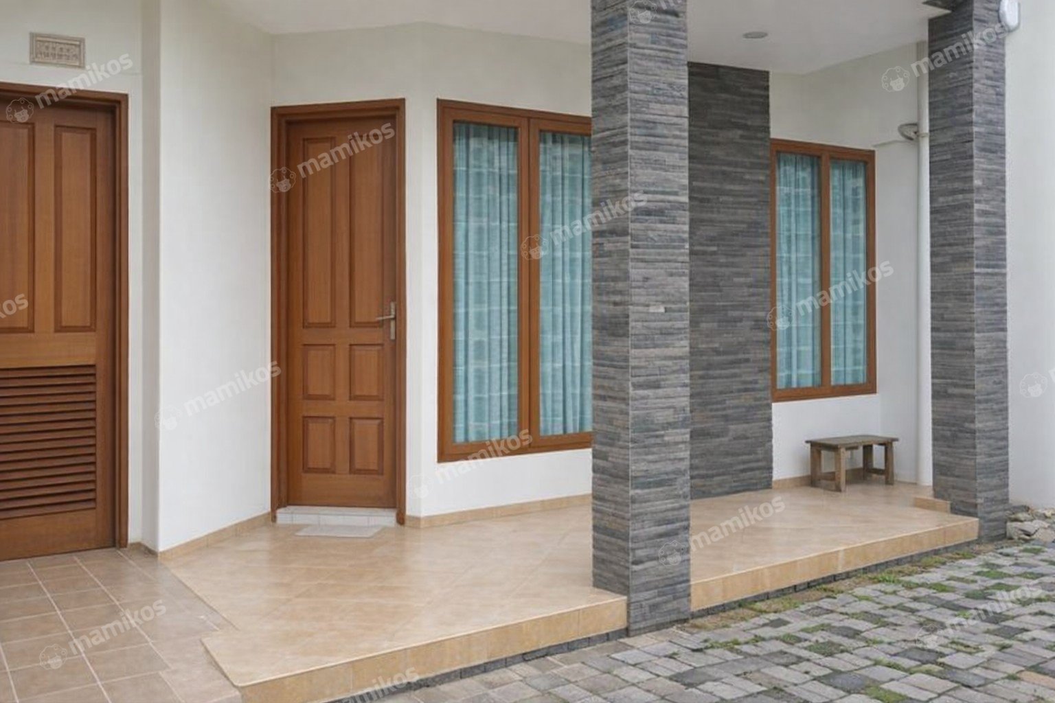 Rumah 4 Kamar Tidur 3 Kamar Mandi 2 Lantai Green garden Jakarta Barat - Photo 3