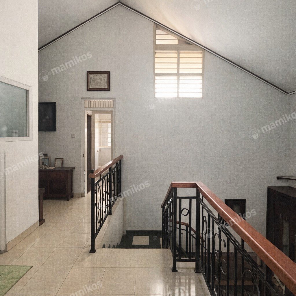 Rumah 5KT 4KM Kebayoran Lama Jakarta Selatan - Photo 2