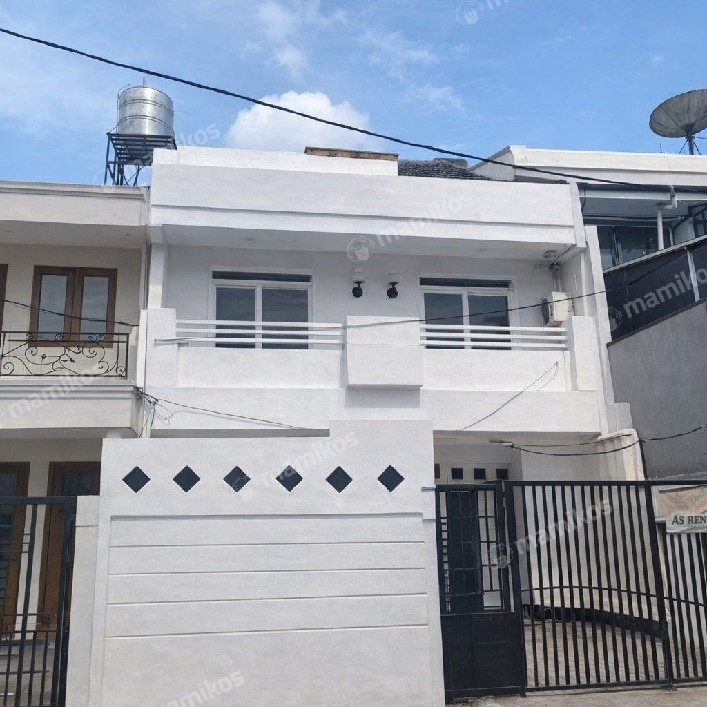 Rumah Sertifikat SHM 4 Kamar Tidur 4 Kamar Mandi Green Ville Jakarta Barat - Photo 2