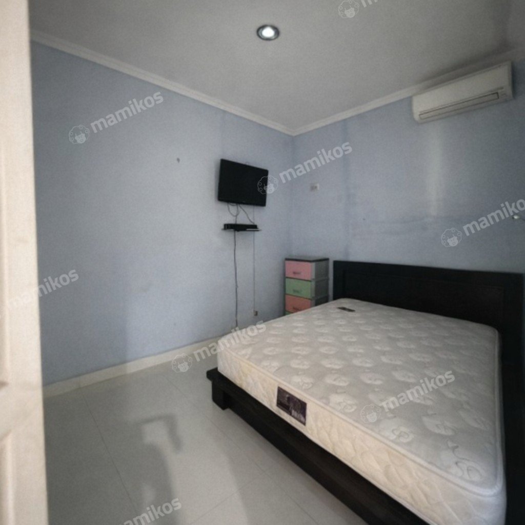 Rumah Sertifikat SHM 2 Kamar Tidur 2 Kamar Mandi Raffles Hills Jakarta Timur - Photo 3