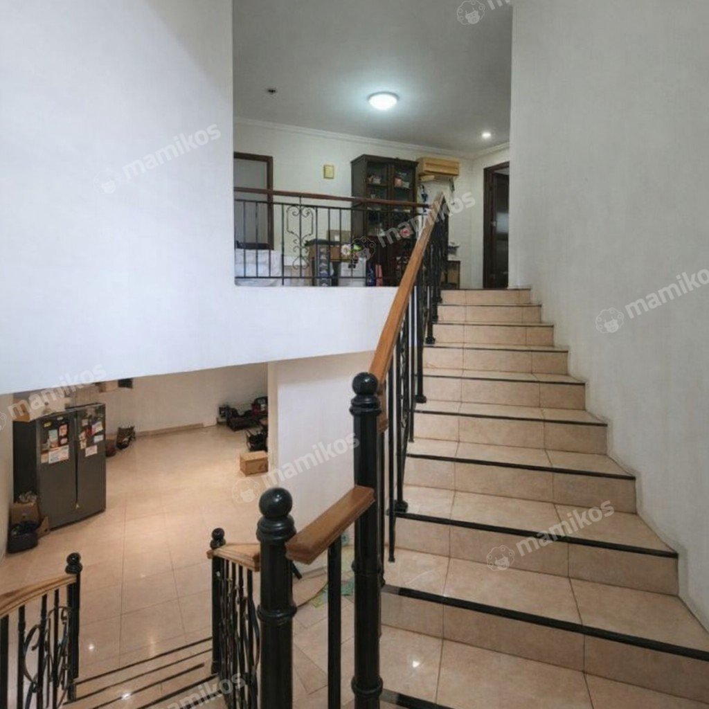 Rumah Sertifikat SHM 4 Kamar Tidur 4 Kamar Mandi Kedoya Jakarta Barat - Photo 4
