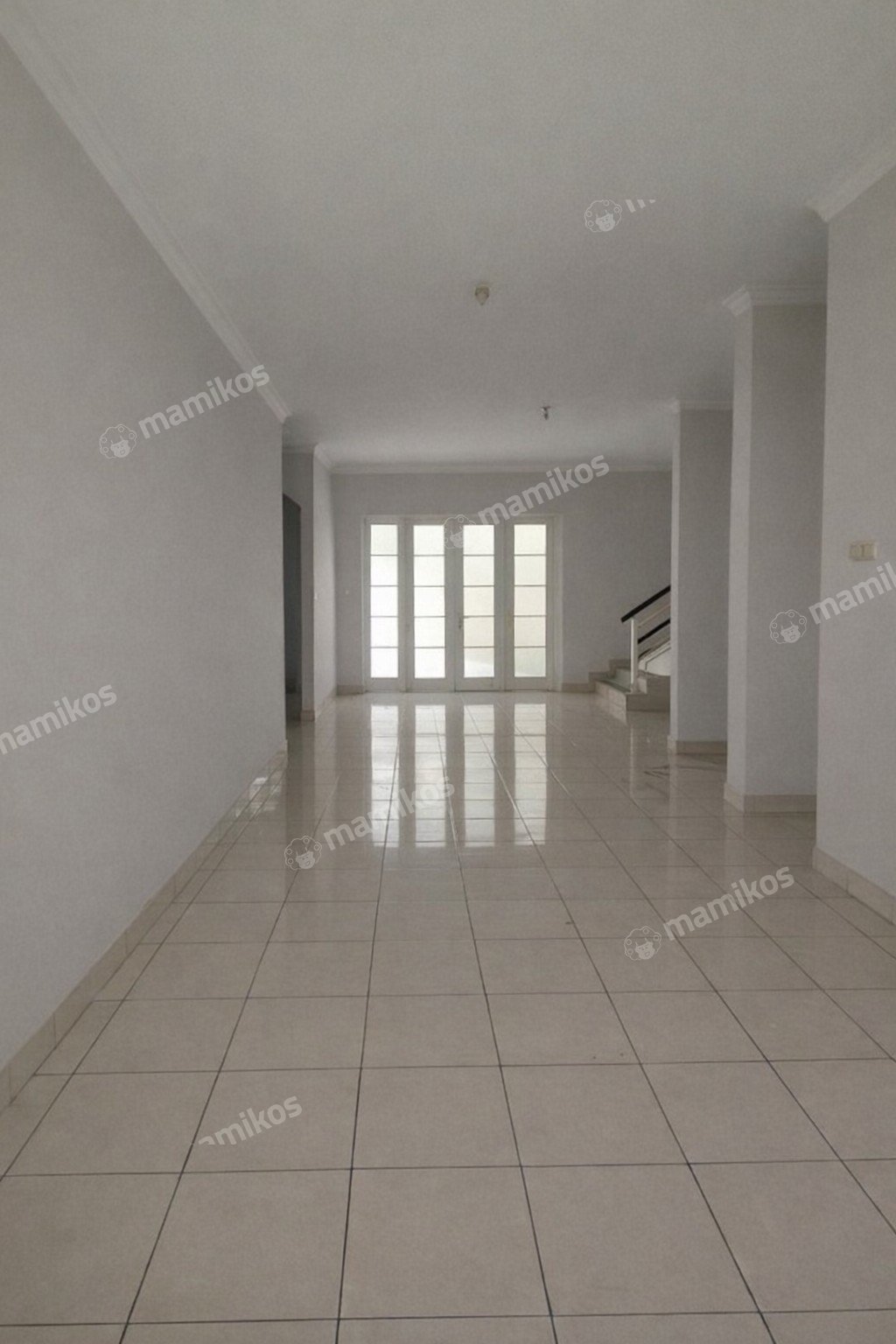 Rumah Sertifikat SHM 4 Kamar Tidur 3 Kamar Mandi Kota Wisata Jakarta Timur - Photo 2
