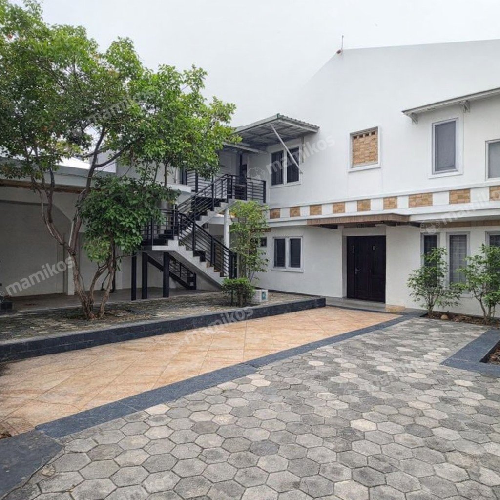 Rumah Sertifikat SHM 7 Kamar Tidur 7 Kamar Mandi Tomang Jakarta Barat - Photo 2
