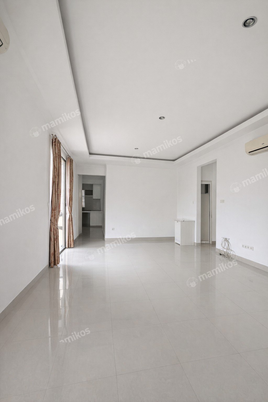 Rumah Sertifikat SHM 4 Kamar Tidur 3 Kamar Mandi Citra Grand Jakarta Timur - Photo 4
