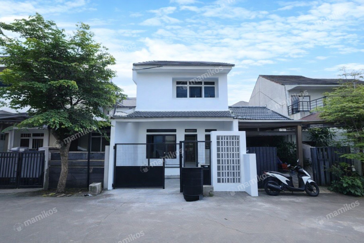 Rumah Sertifikat SHM 3 Kamar Tidur 3 Kamar Mandi Cinere Jakarta Selatan