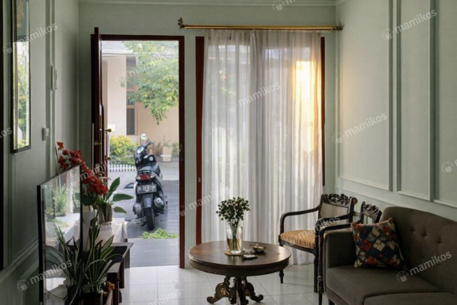 Rumah Sertifikat SHM 3 Kamar Tidur 3 Kamar Mandi Srengseng Jakarta Barat