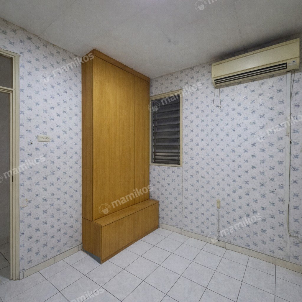 Rumah Sertifikat SHM 3 Kamar Tidur 2 Kamar Mandi Pegadungan Jakarta Barat - Photo 2