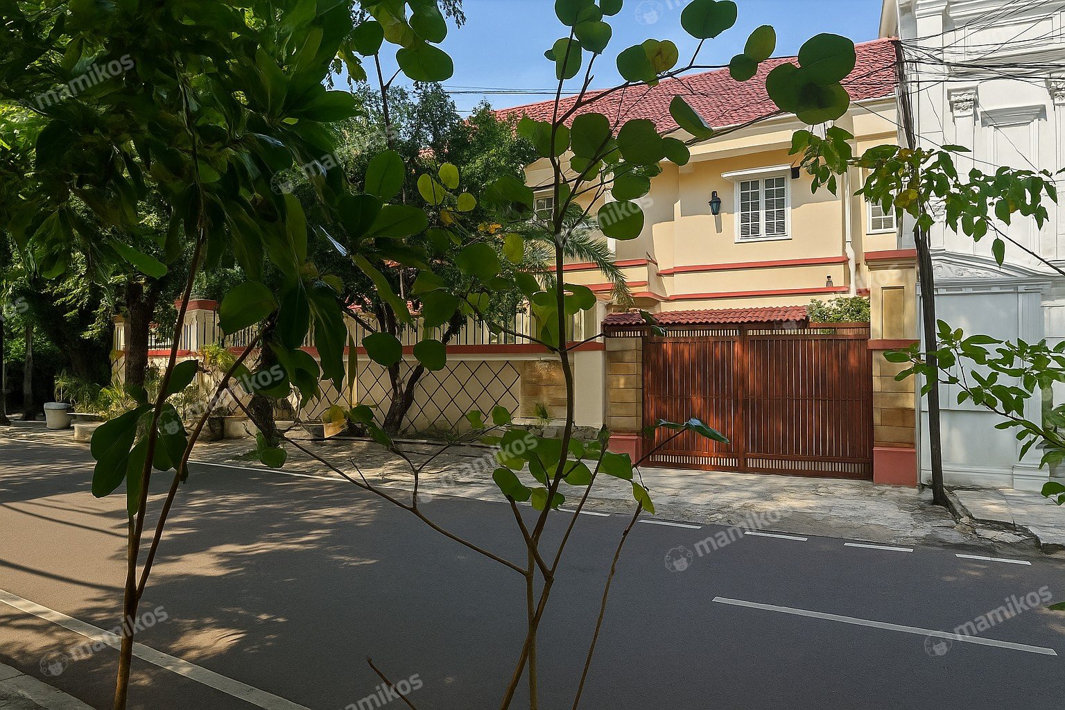Rumah Sertifikat SHM 4 Kamar Tidur 4 Kamar Mandi Kebayoran Baru Jakarta Selatan