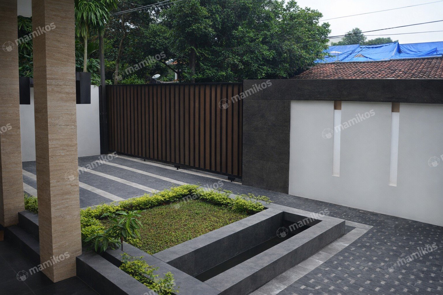 Rumah Sertifikat SHM 4 Kamar Tidur 3 Kamar Mandi Kemang Jakarta Selatan - Photo 3
