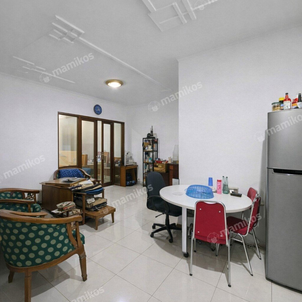 Rumah Sertifikat SHM 3 Kamar Tidur 2 Kamar Mandi Permata Buana Jakarta Barat - Photo 4