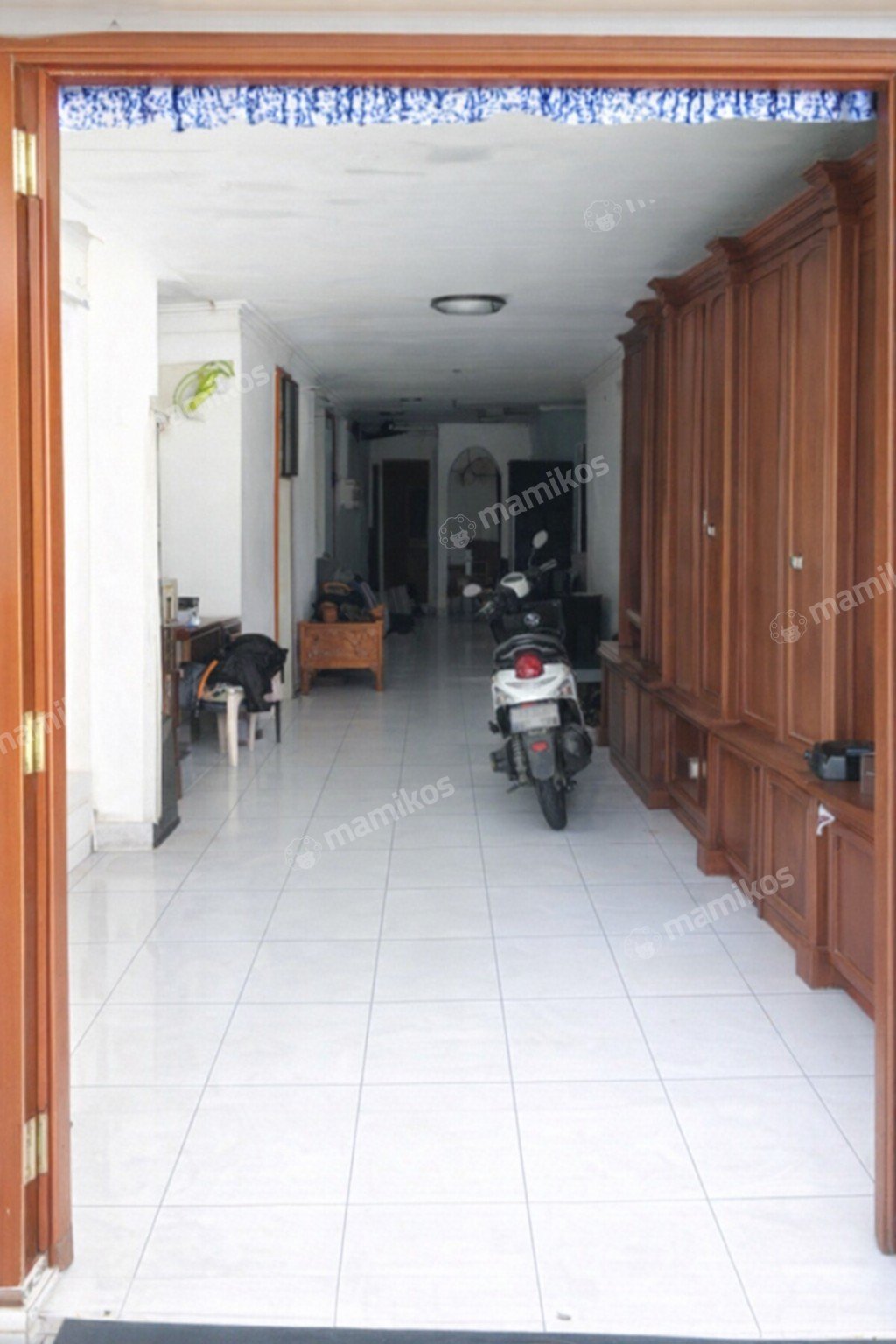 Rumah Sertifikat SHM 4 Kamar Tidur 2 Kamar Mandi Matraman Jakarta Timur - Photo 3