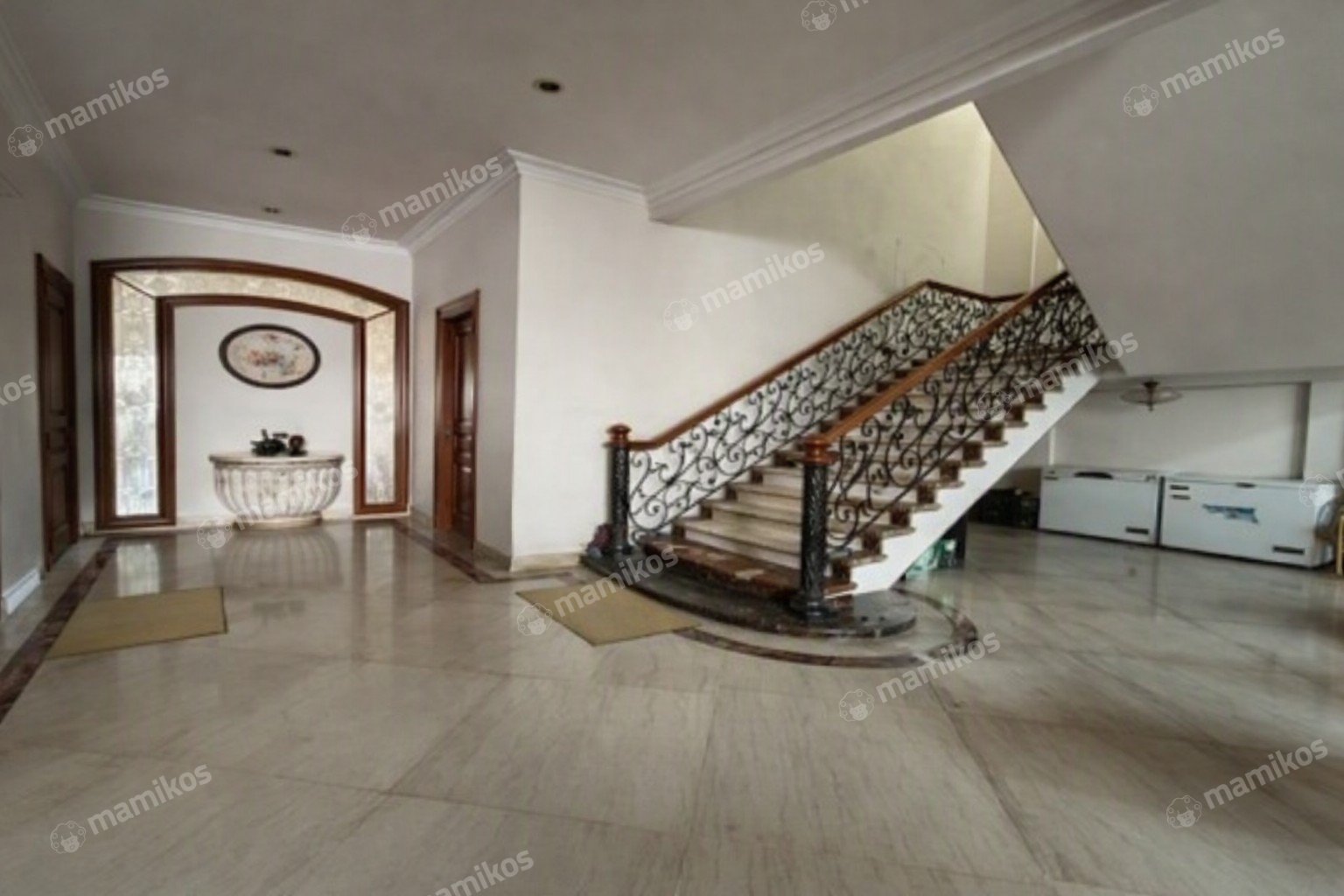 Rumah Sertifikat SHM 4 Kamar Tidur 4 Kamar Mandi Sunter Jakarta Utara - Photo 4