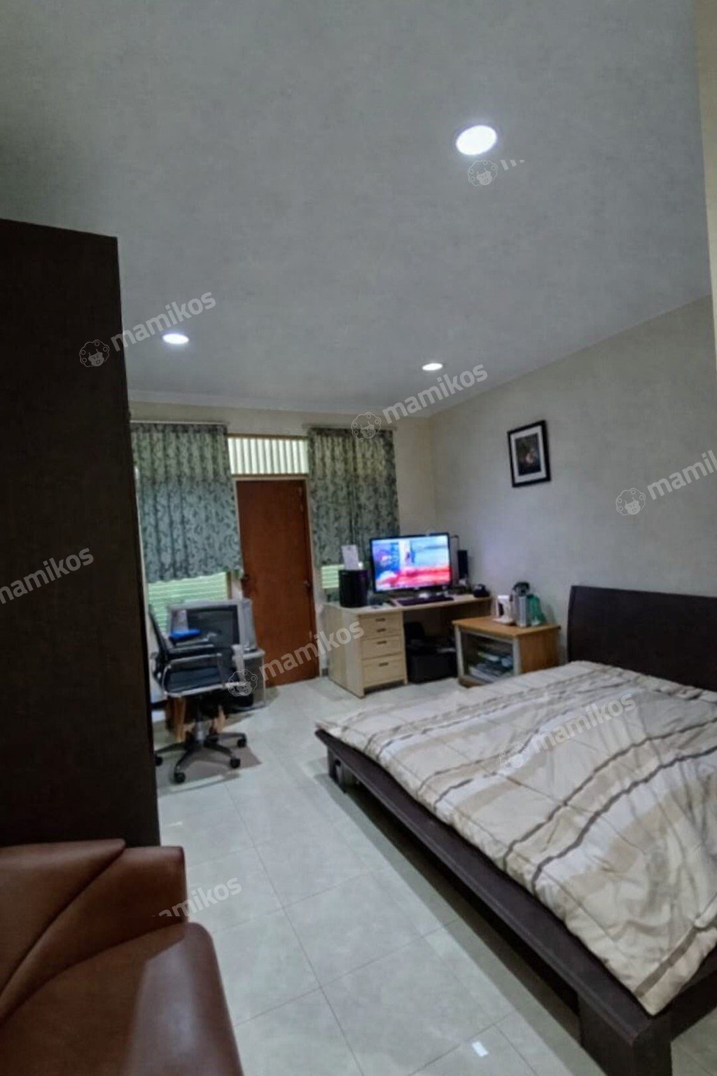 Rumah Sertifikat SHM 4 Kamar Tidur 3 Kamar Mandi Kelapa Gading Jakarta Utara - Photo 2
