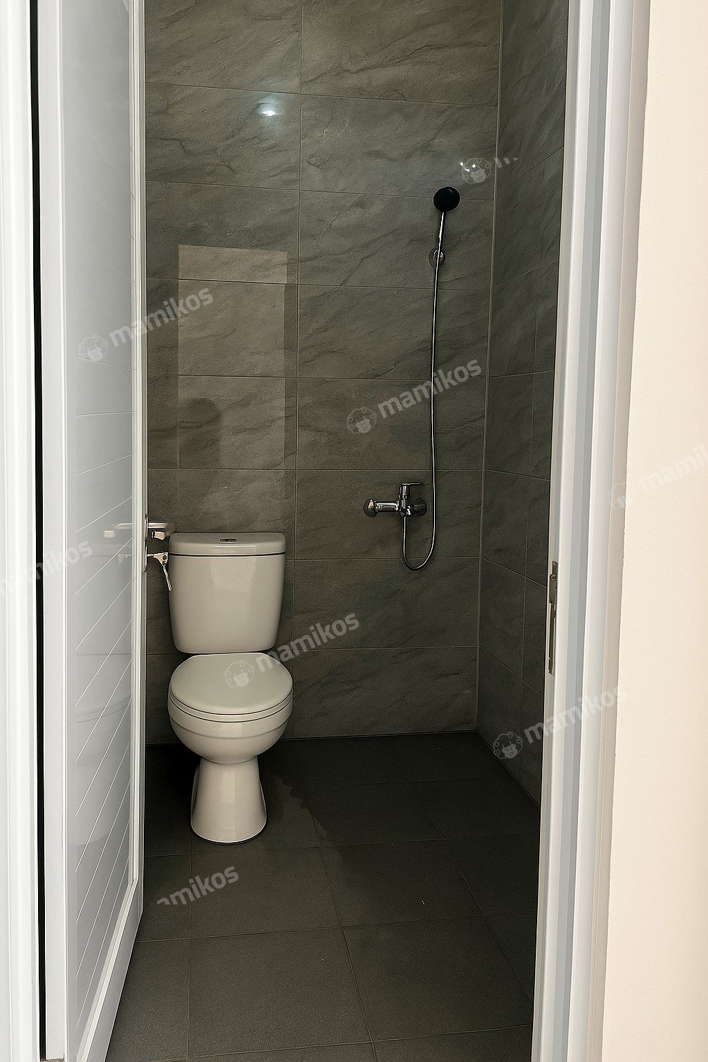 Rumah Sertifikat SHM 2 Kamar Tidur 1 Kamar Mandi Kota Wisata Jakarta Timur - Photo 3