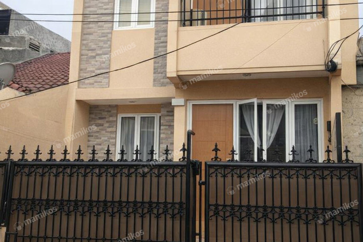 Rumah 4 Kamar Tidur 2 Kamar Mandi 2 Lantai Duri Kepa Jakarta Barat