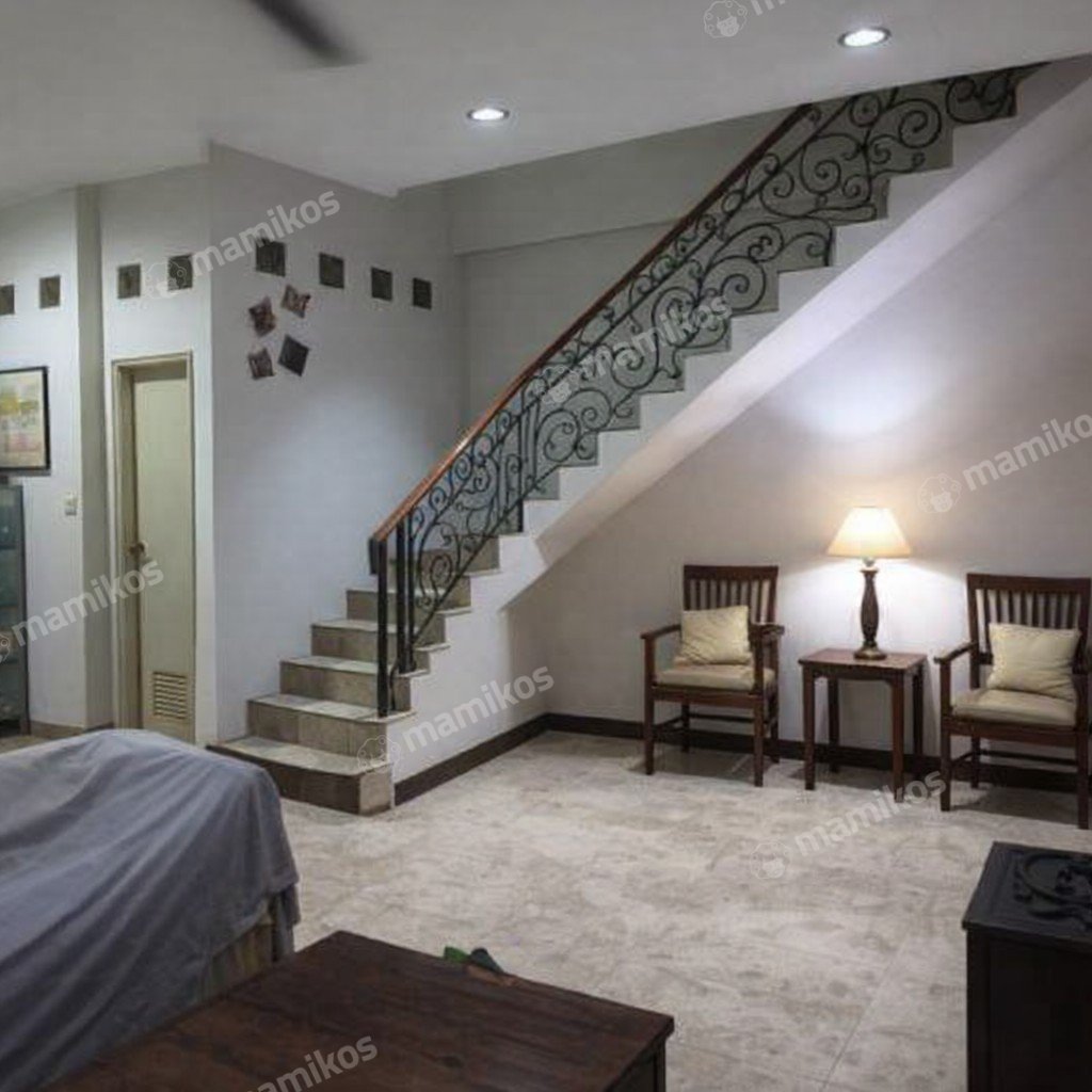 Rumah Sertifikat SHM 3 Kamar Tidur 2 Kamar Mandi Tebet Jakarta Selatan - Photo 3