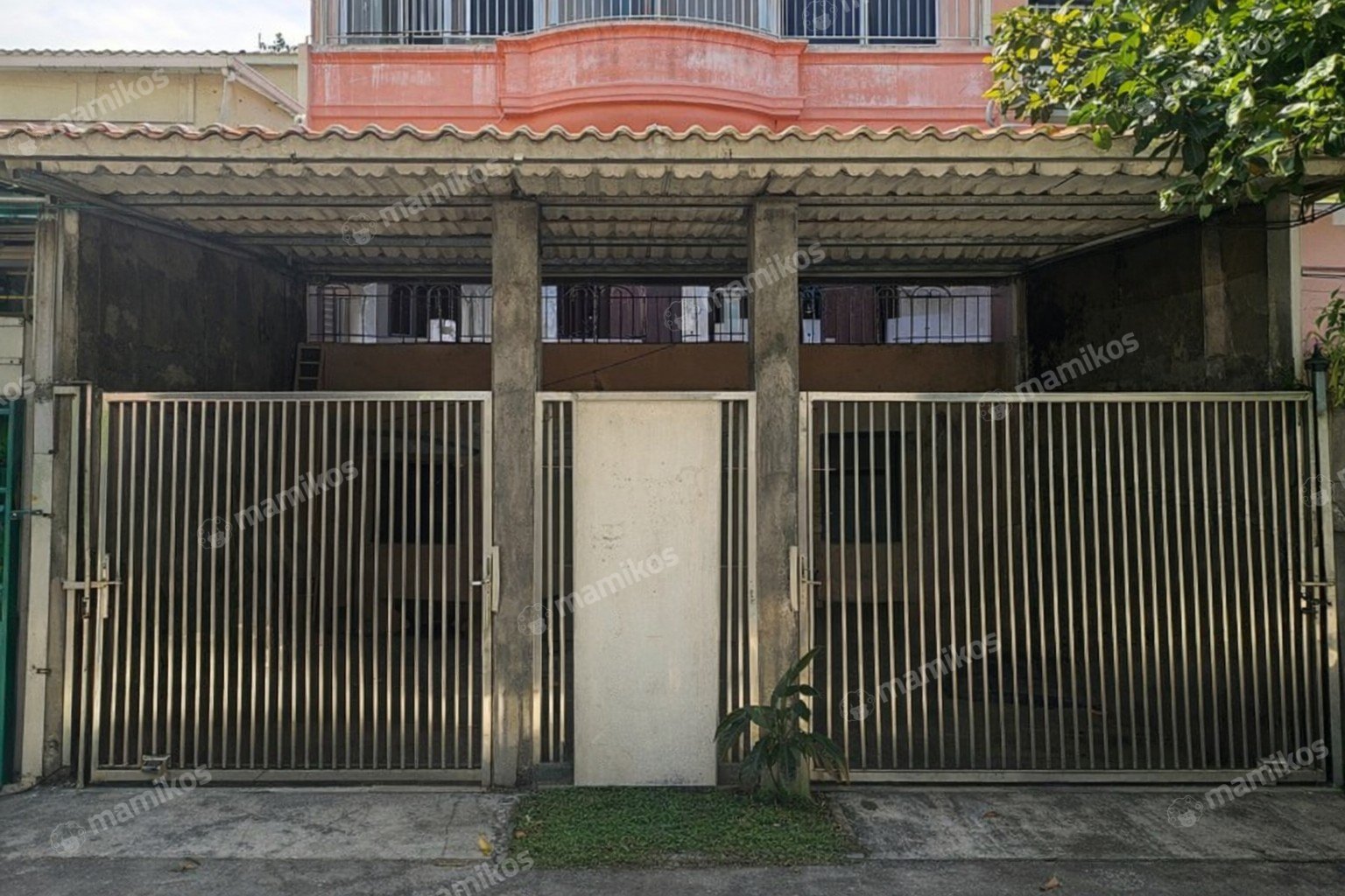 Rumah Sertifikat SHM 4 Kamar Tidur 3 Kamar Mandi Green garden Jakarta Barat