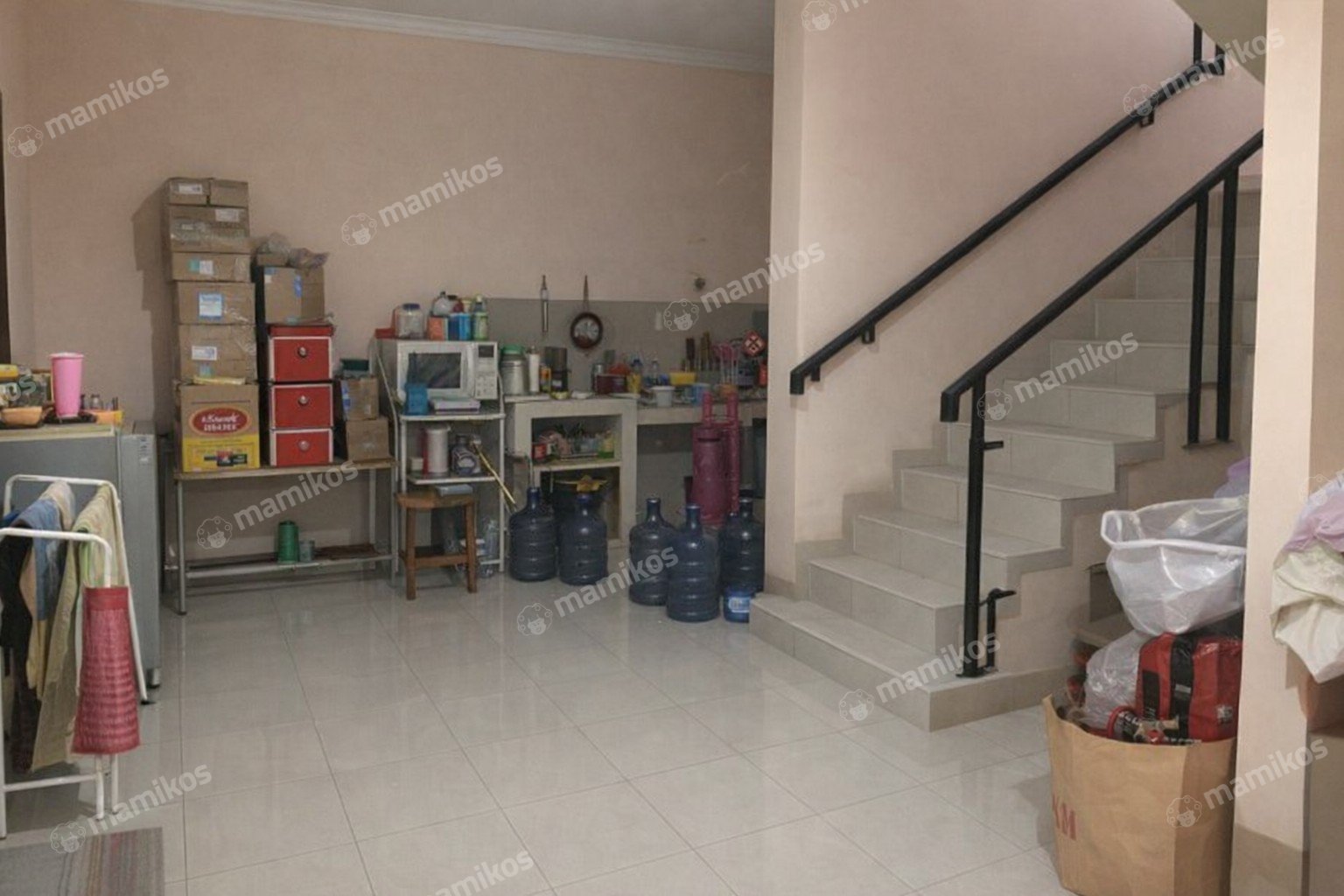 Rumah Sertifikat SHM 4 Kamar Tidur 4 Kamar Mandi Meruya Jakarta Barat