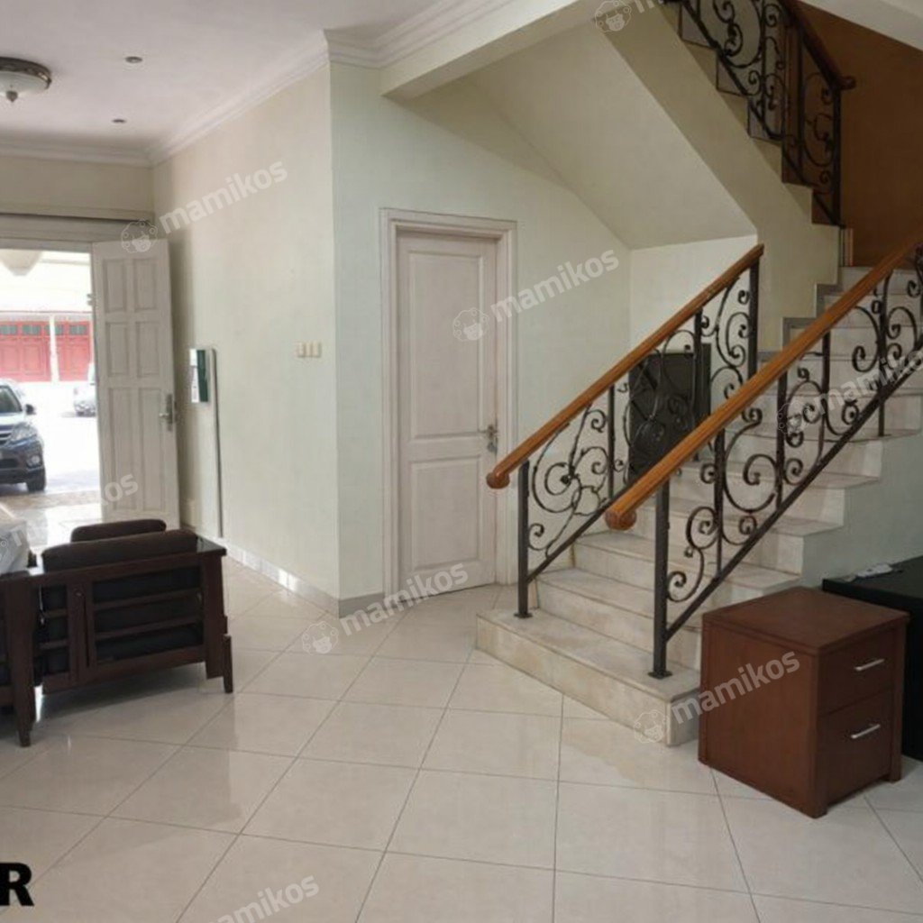 Rumah Sertifikat SHM 3 Kamar Tidur 3 Kamar Mandi Cibubur Jakarta Timur - Photo 4