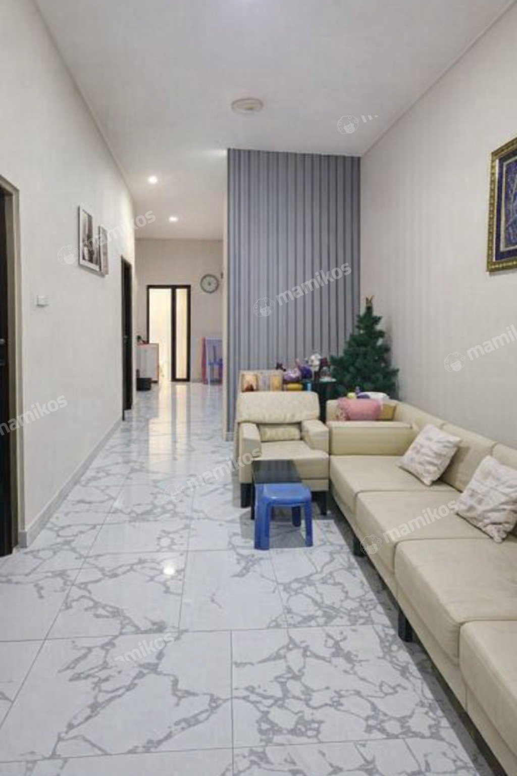 Rumah Sertifikat SHM 4 Kamar Tidur 2 Kamar Mandi Taman Surya Jakarta Barat - Photo 2