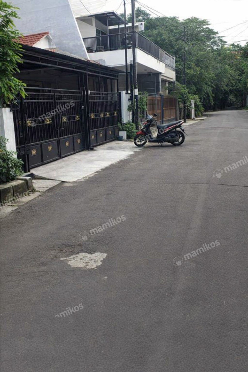 Rumah Sertifikat SHM 4 Kamar Tidur 3 Kamar Mandi Cakung Jakarta Timur - Photo 2